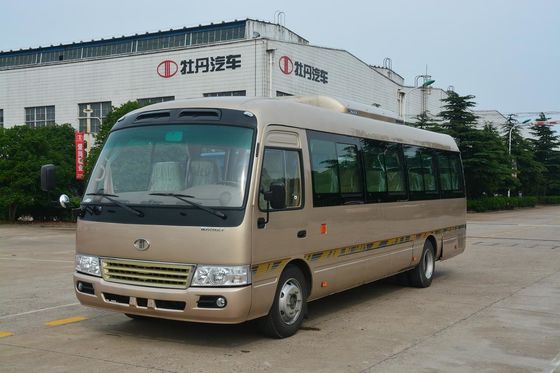 China Deslocamento do ônibus 3.856L do passageiro traseiro da carrinha do transporte de Cummins Engine mini fornecedor